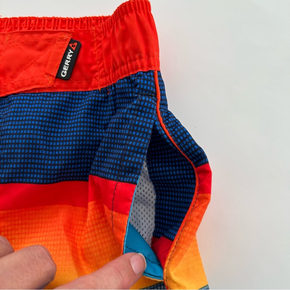 SOLD Gerry Colorblock Back Elastic Boxer Style Liner Swim BoardTrunks Size S 7/8 - Picture 3 of 11